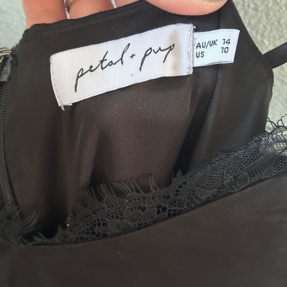 Petal & Pup Black Lace Camisole - Picture 2 of 7